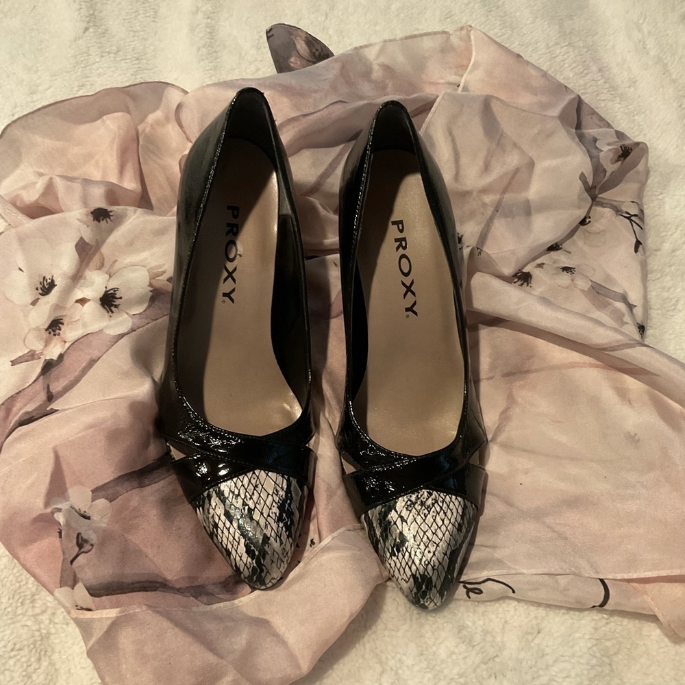 Proxy High Heels